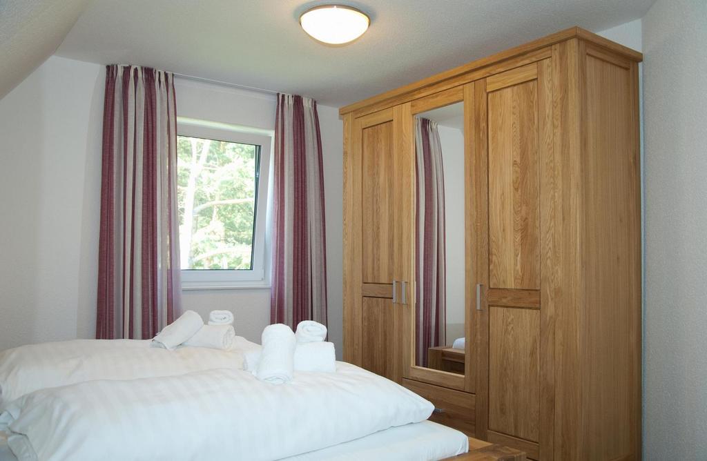 Ferienhaus Emmely Nur Wenige Gehminuten Zum Strand Ruhig Glowe Exteriör bild